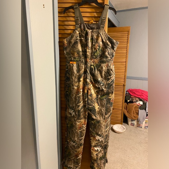 SHE Outdoor - Picture 2 of 3